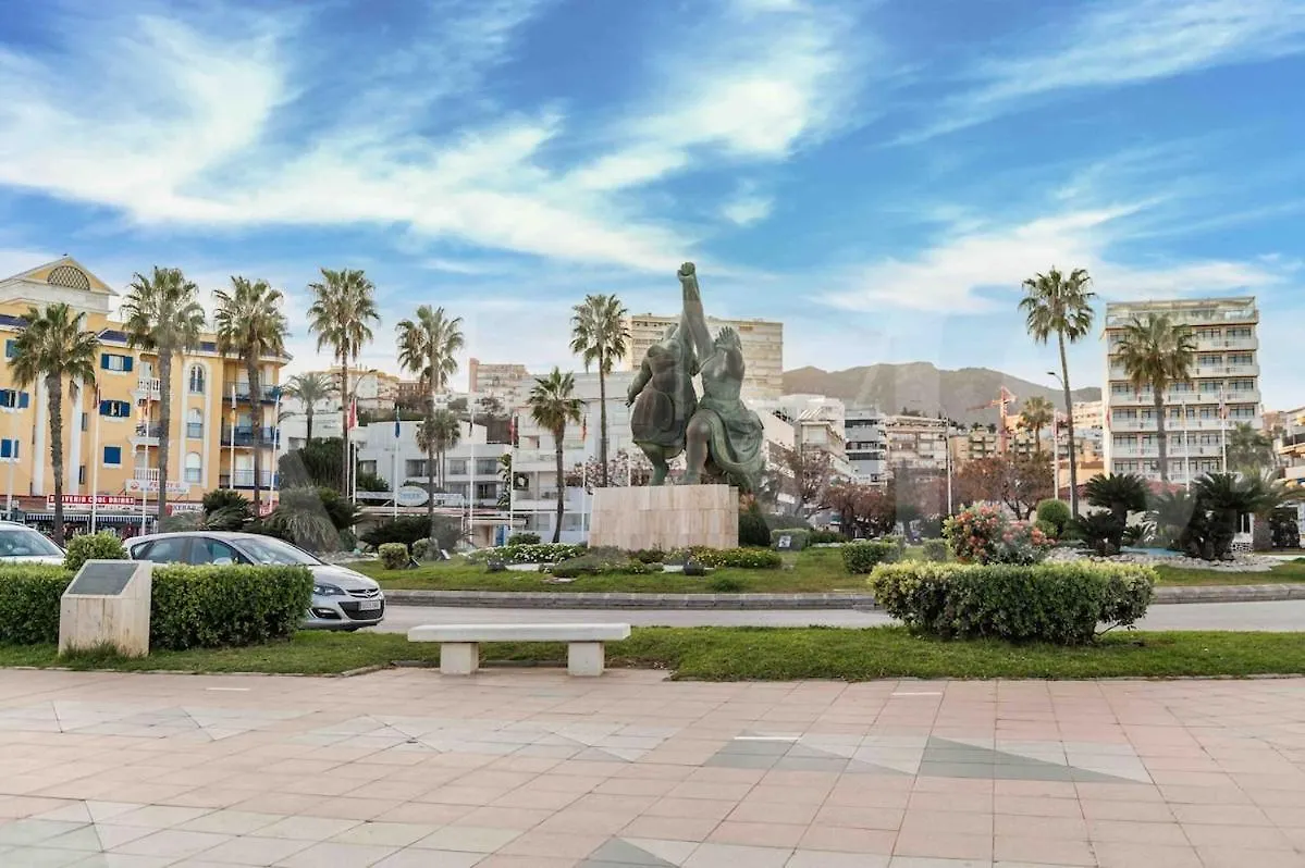Beachside Escape With Parking And Pool Rems Torremolinos Espanha
